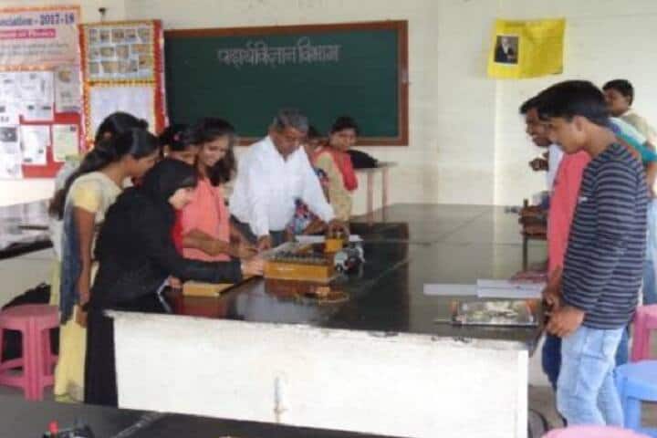Yashwant Shikshan Sanstha's Miraj Mahavidyalaya campus in Miraj, Maharashtra, India — photo 2