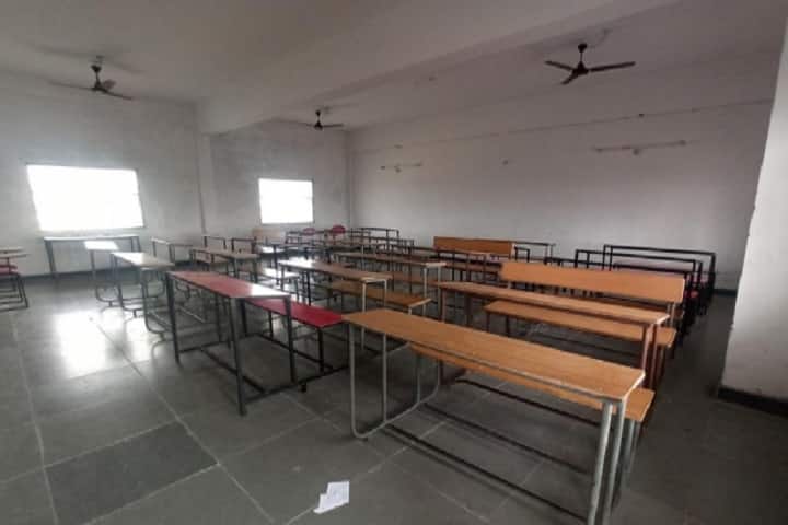 Sankar Reddy Institute of Pharmaceutical Sciences campus in China Obeneni Palle, Andhra Pradesh, India — photo 5