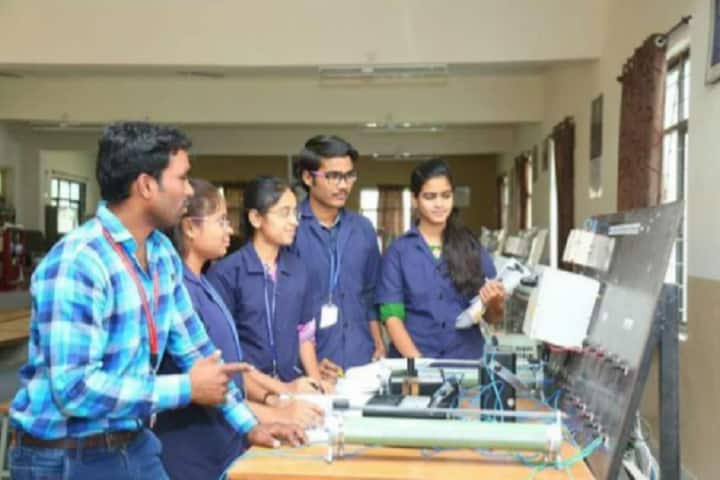MRIET Secunderabad campus in Secunderabad, Telangana, India — photo 4