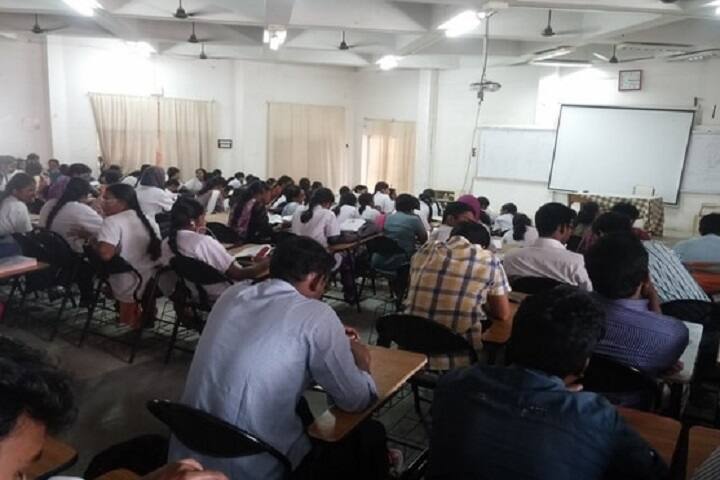 Sree Uthradom Thirunal Academy of Medical Sciences campus in Vattappara, Kerala, India — photo 4