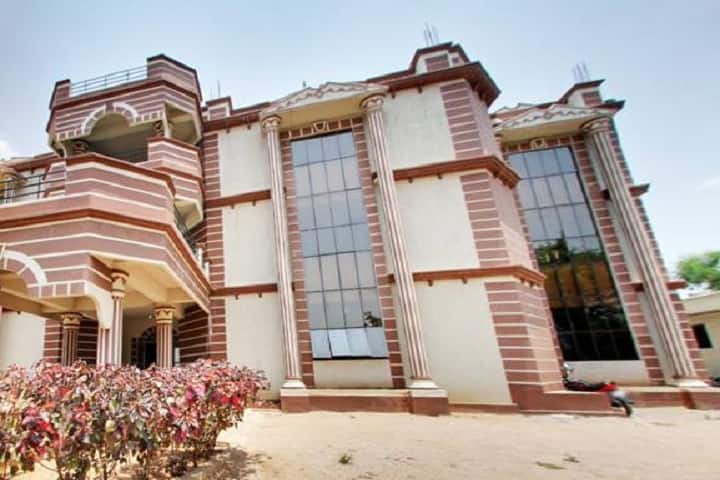 MAK Pharma College campus in Hyderabad, Telangana, India — photo 1