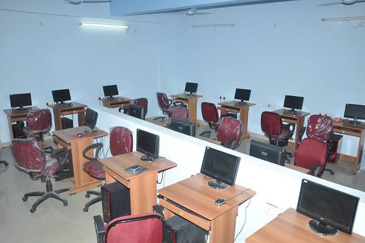 MAK Pharma College campus in Hyderabad, Telangana, India — photo 3