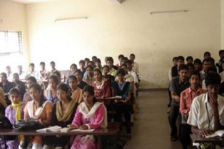 Vijaya College campus in Bangalore, Karnataka, India — photo 2