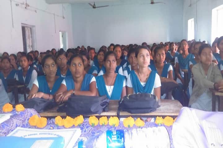 Sri Sri Jagannath Mohavidyalaya campus in Kendrapara, Odisha, India — photo 5