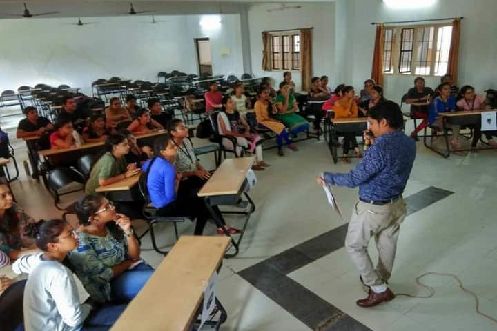 Late Smt SG Patel Institute of Physiotherapy campus in Dharmaj, Gujarat, India — photo 4