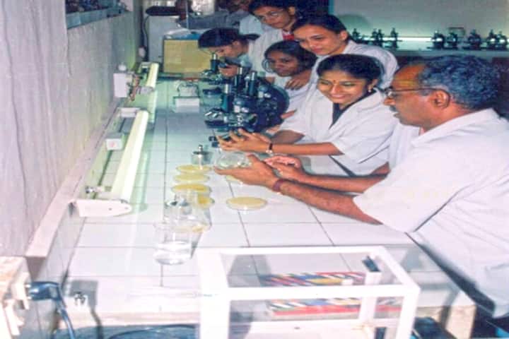 Smt Veeramma Gangasiri College for Women campus in Kalaburagi, Karnataka, India — photo 6
