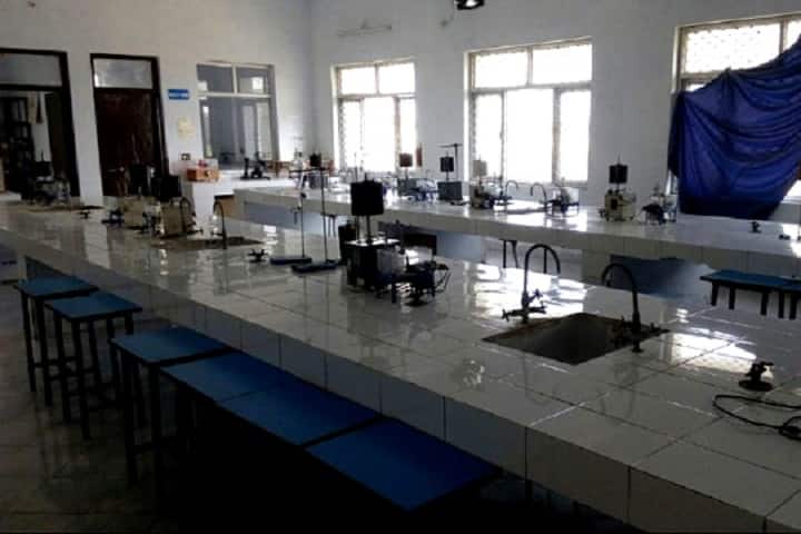 Rajarshi Rananjay Sinh College of Pharmacy campus in Chatrapati Sahuji Mahraj Nagar, Uttar Pradesh, India — photo 3