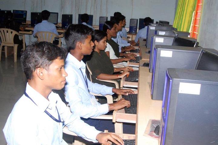 Vinuthna College of Management campus in Hasanparthy, Telangana, India — photo 3
