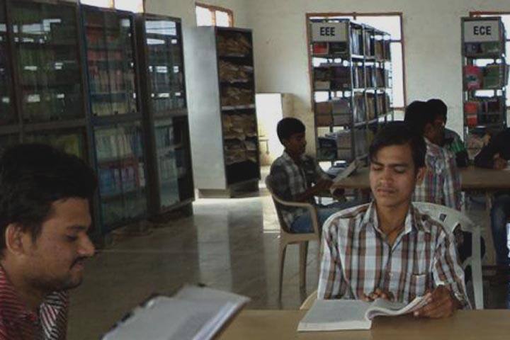Vinuthna College of Management campus in Hasanparthy, Telangana, India — photo 4