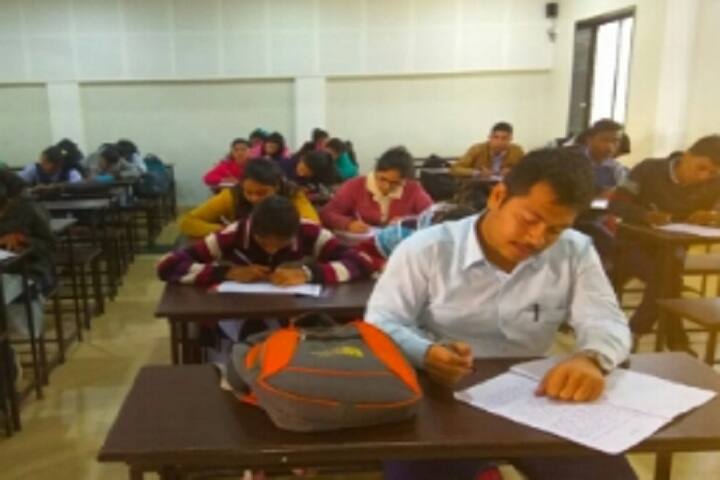 Natwarlal Maniklal Dalal College of Art and Commerce College campus in Gondia, Maharashtra, India — photo 3