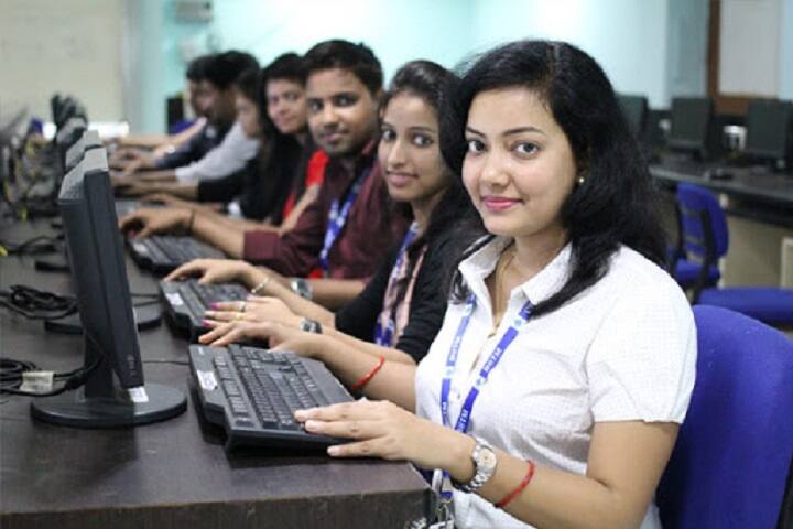 Indu Devi Ranjeet Kumar Prakash Professional College campus in Hajipur, Bihar, India — photo 5