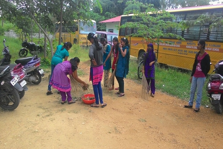 Mandavya First Grade College campus in Mandya, Karnataka, India — photo 2