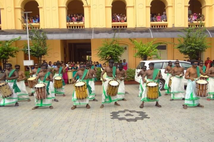 Jubilee Mission Medical College and Research Institute campus in Thrissur, Kerala, India — photo 2