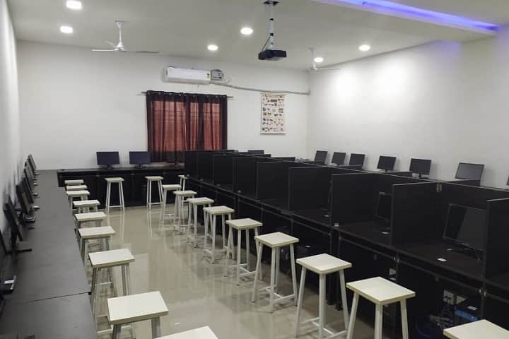 Shri Rishabh Vidyoday Mahavidyalaya campus in Akaltara, Chhattisgarh, India — photo 3