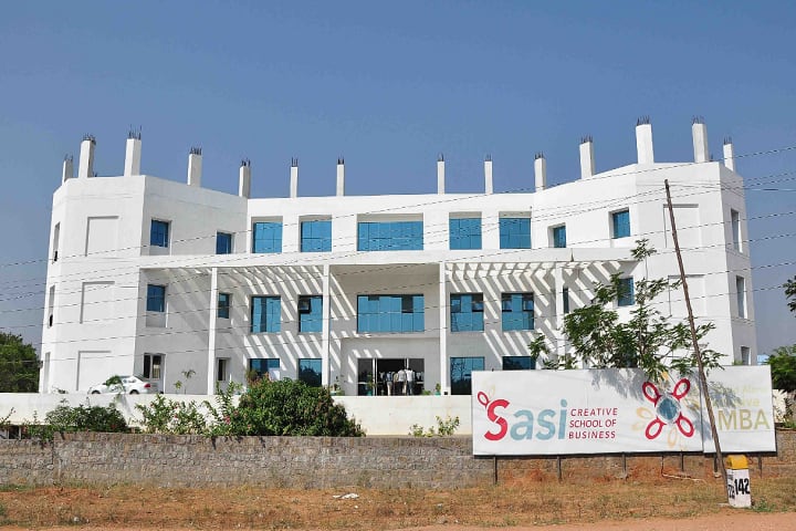 Sasi Creative School of Business campus in Othakalmandapam, Tamil Nadu, India — photo 1