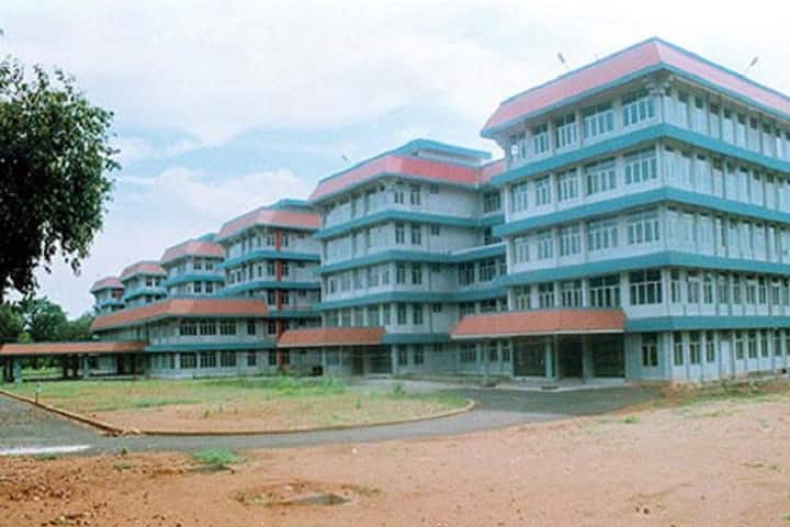Government Medical College campus in Thrissur, Kerala, India — photo 2