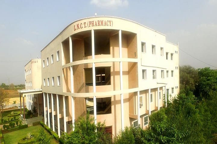 Lakshmi Narain College of Pharmacy campus in Gwalior, Madhya Pradesh, India — photo 1