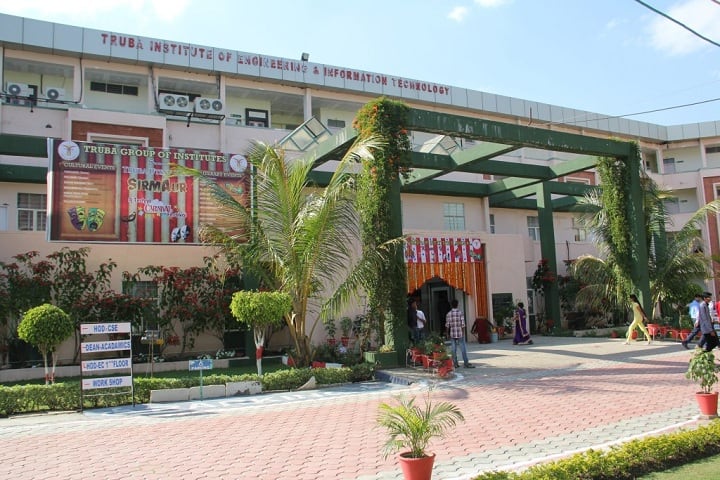 Truba College of Science and Technology campus in Bhopal, Madhya Pradesh, India — photo 2