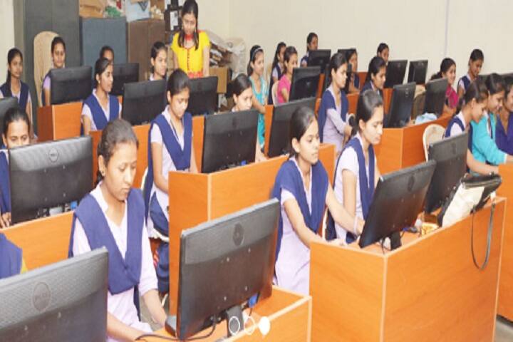 Smt Surajdevi Ramchand Mohata Mahila Mahavidyalaya campus in Khamgaon, Maharashtra, India — photo 6