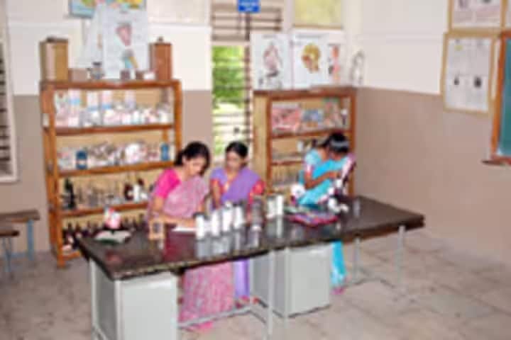 Shri Shivaji Maratha Society's Adhyapak Mahavidyalaya campus in Pune, Maharashtra, India — photo 5
