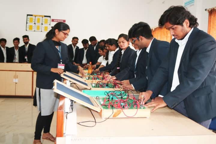 Jayawantrao Sawant College of Engineering campus in Pune, Maharashtra, India — photo 4