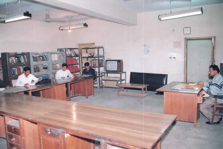 Institute of Tool Room Training campus in Lucknow, Uttar Pradesh, India — photo 5