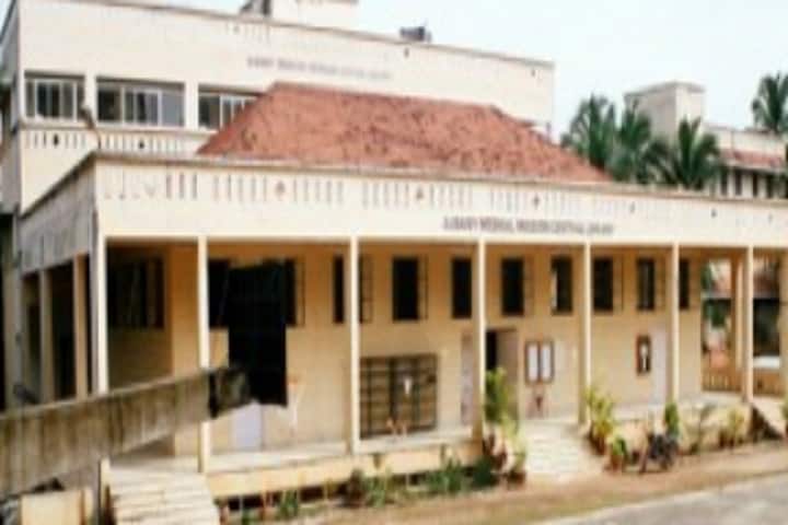 Dr Somervell Memorial CSI Medical College and Hospital campus in Thiruvananthapuram, Kerala, India — photo 5