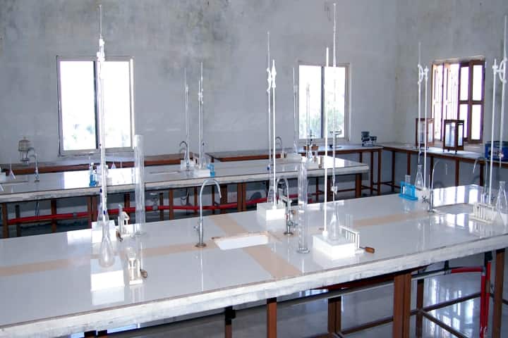 Shri USB College of Engineering and Management campus in Abu Road, Rajasthan, India — photo 2