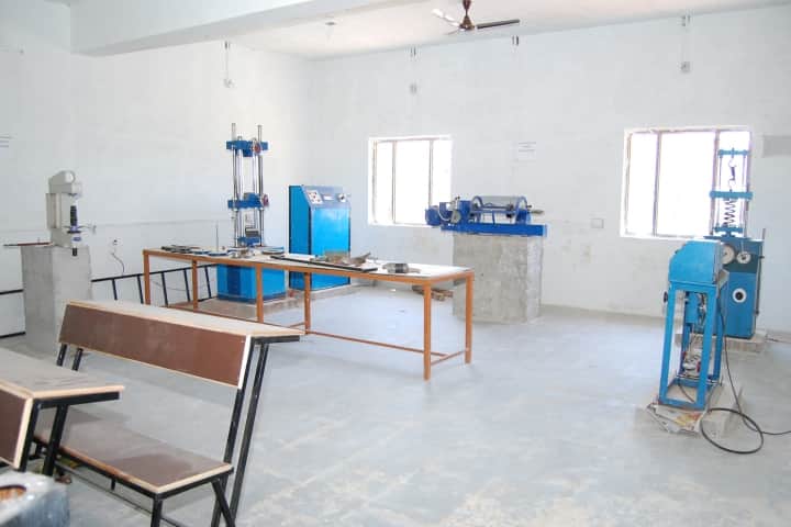 Shri USB College of Engineering and Management campus in Abu Road, Rajasthan, India — photo 5