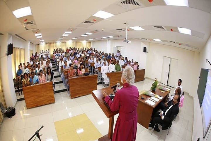 Believers Church Medical College Hospital campus in Thiruvalla, Kerala, India — photo 2