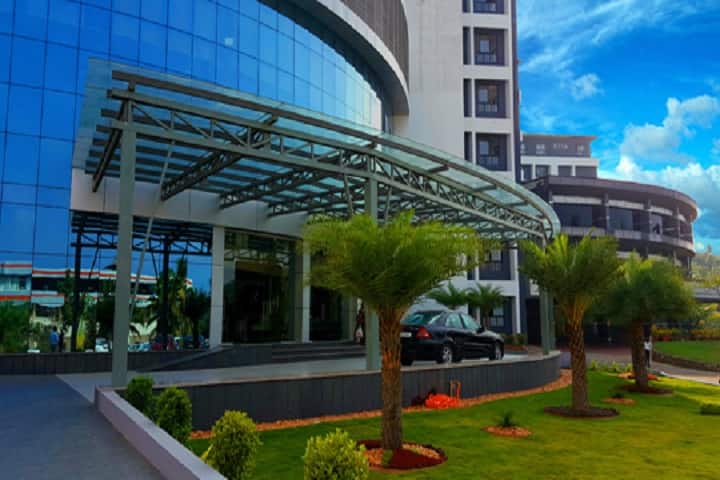 Azeezia Medical College campus in Kollam, Kerala, India — photo 2
