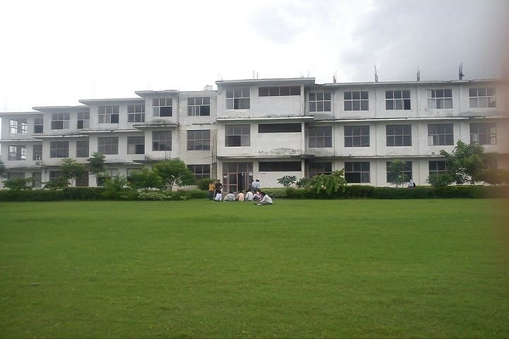 Translam Institute of Technology and Management campus in Meerut, Uttar Pradesh, India — photo 2
