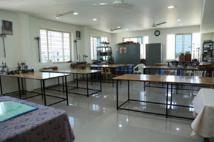 Sri Venkateswara Degree College campus in Kadapa, Andhra Pradesh, India — photo 2