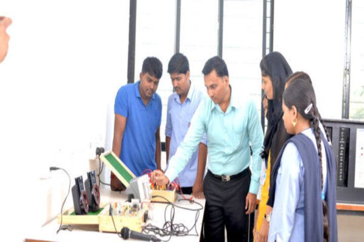 Shri Chimasaheb Jagdale Institute of Technology campus in Shirol, Maharashtra, India — photo 4