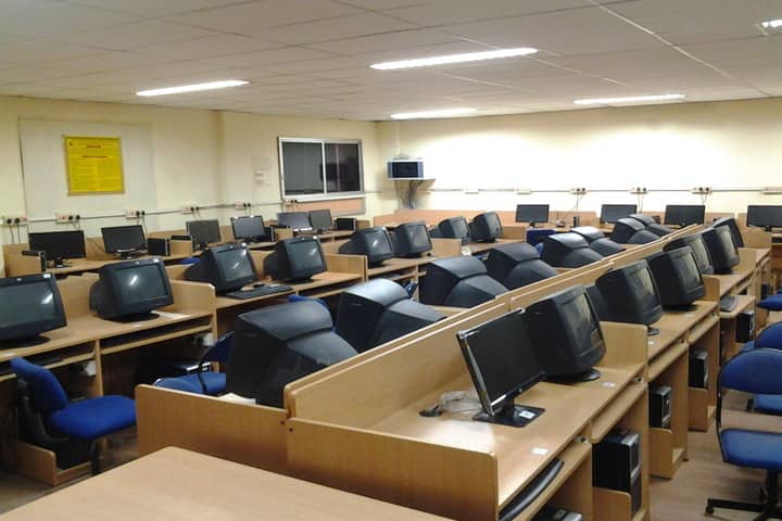 Cherraan Institute of Management Studies campus in Kangayam, Tamil Nadu, India — photo 4