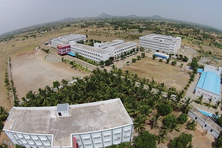 Imayam College of Engineering campus in Tiruchirappalli, Tamil Nadu, India — photo 1
