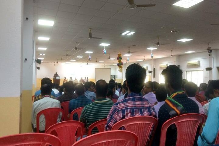 Misrimal Navajee Munoth Jain Engineering College campus in Chennai, Tamil Nadu, India — photo 3