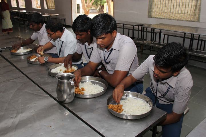 MP Nachimuthu M Jaganathan Engineering College campus in Erode, Tamil Nadu, India — photo 2