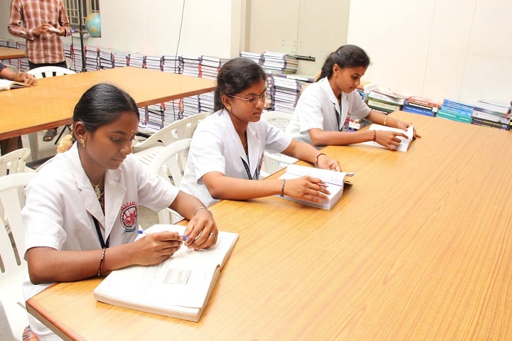 MP Nachimuthu M Jaganathan Engineering College campus in Erode, Tamil Nadu, India — photo 4