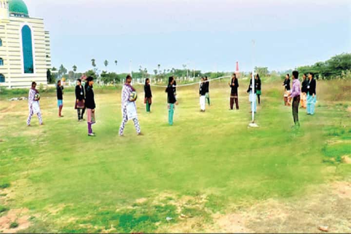 Mina Institute of Engineering and Technology for Women campus in Nalgonda, Telangana, India — photo 4