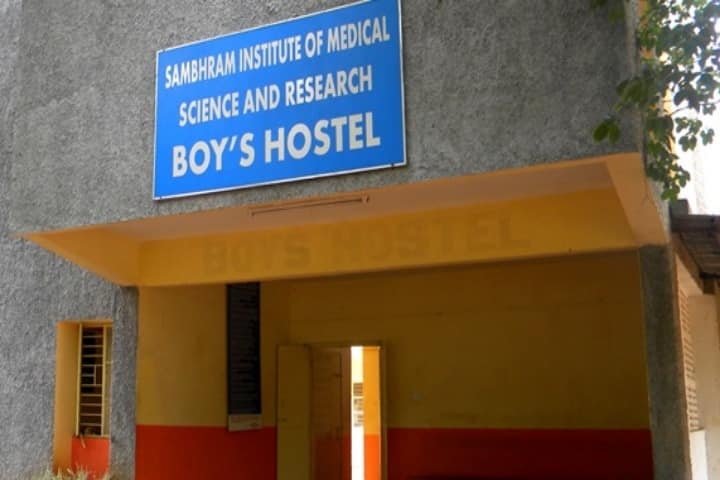 Sambhram Institute of Medical Sciences and Research campus in Kolar Gold Fields, Karnataka, India — photo 3