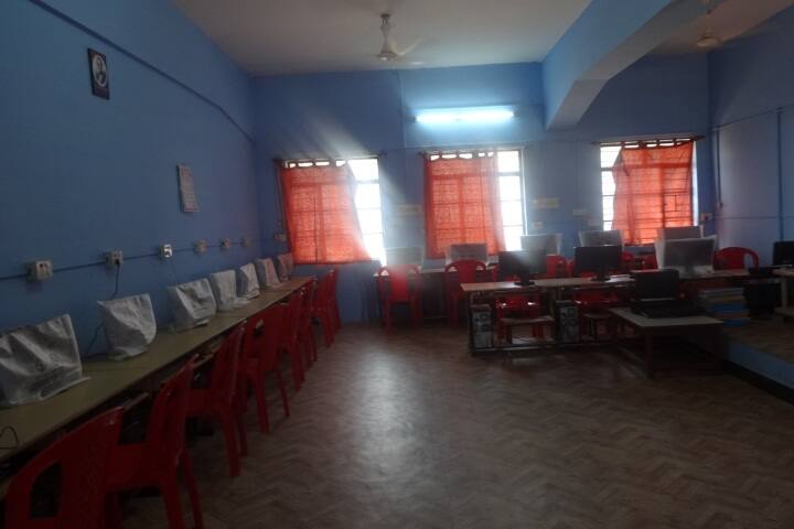 Gangavathi Bhagyamma Rural Degree College campus in Hoovina Hadagali, Karnataka, India — photo 4