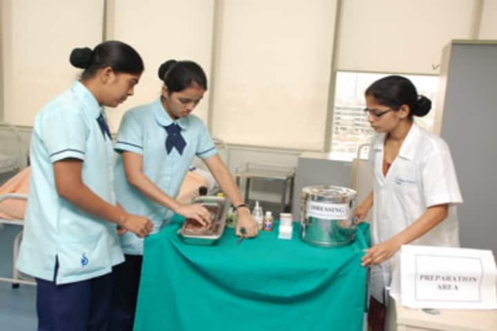 Kokilaben Dhirubhai Ambani Nursing College campus in Mumbai, Maharashtra, India — photo 6