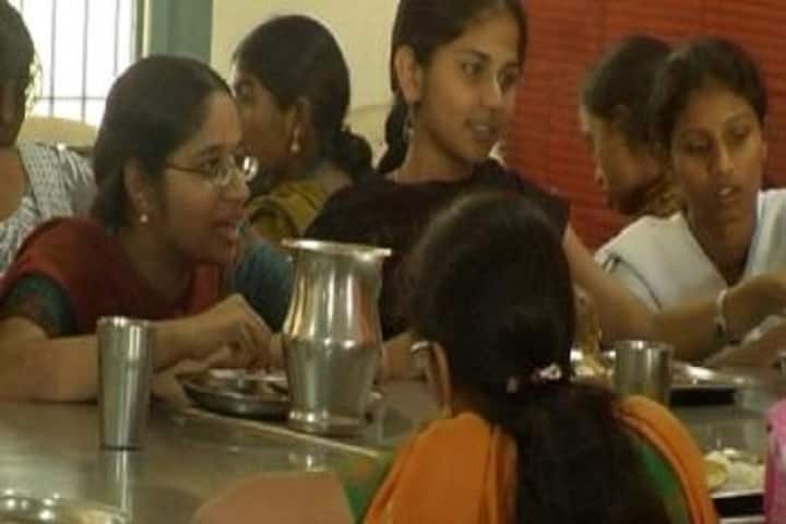 TDL College of Technology and Management campus in Gosainganj, Uttar Pradesh, India — photo 1