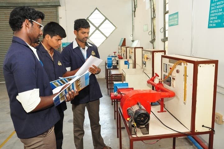Maharaja Engineering College campus in Coimbatore, Tamil Nadu, India — photo 2