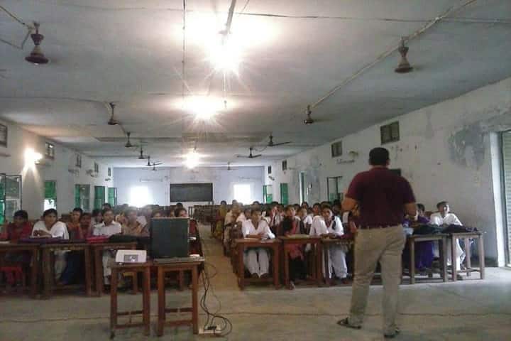 Government Girls PG College campus in Ghazipur, Uttar Pradesh, India — photo 2