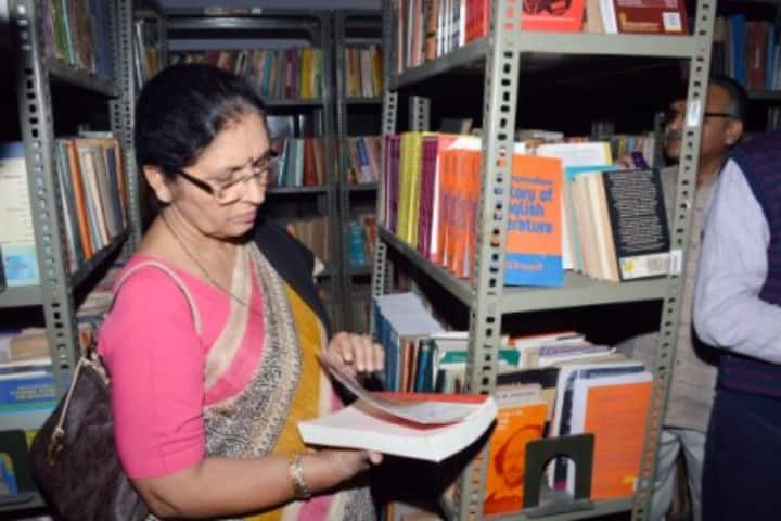 Government Girls PG College campus in Ghazipur, Uttar Pradesh, India — photo 3