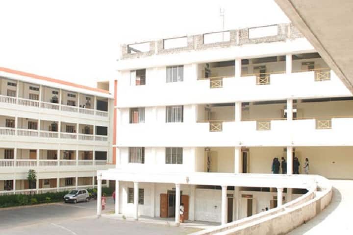 Selvam College of Technology campus in Namakkal, Tamil Nadu, India — photo 1