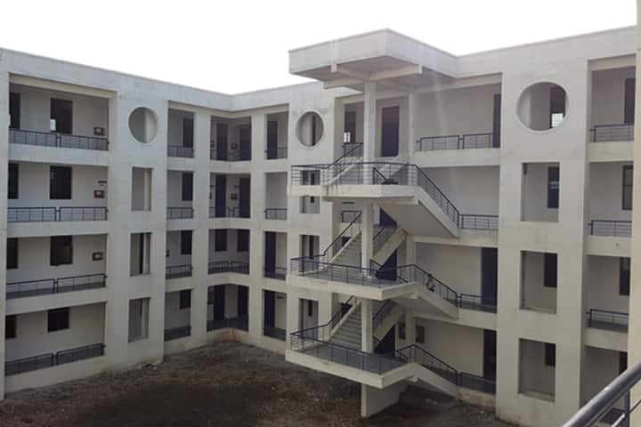 Dhanalakshmi Srinivasan College of Engineering campus in Perambalur, Tamil Nadu, India — photo 2