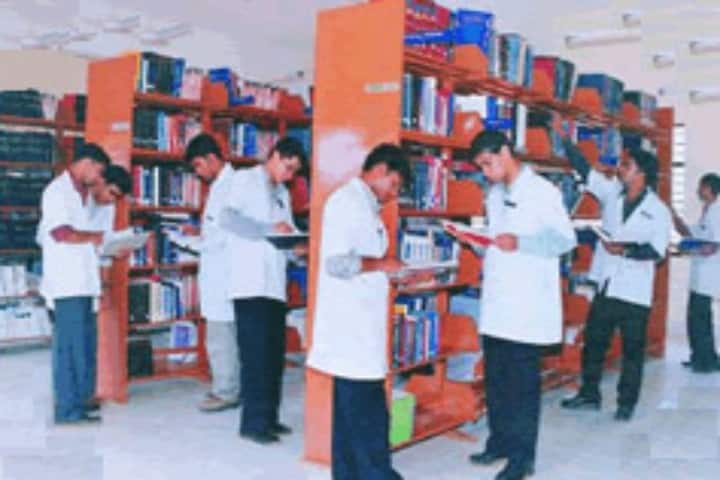 Sri Siddhartha Medical College campus in Tumkur, Karnataka, India — photo 3